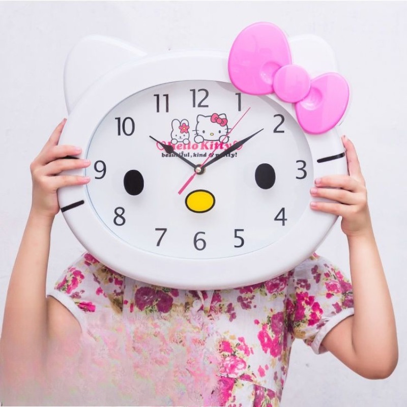 Cute Sanrio HelloKitty Silent  - Wall Clock Silent recension och pris