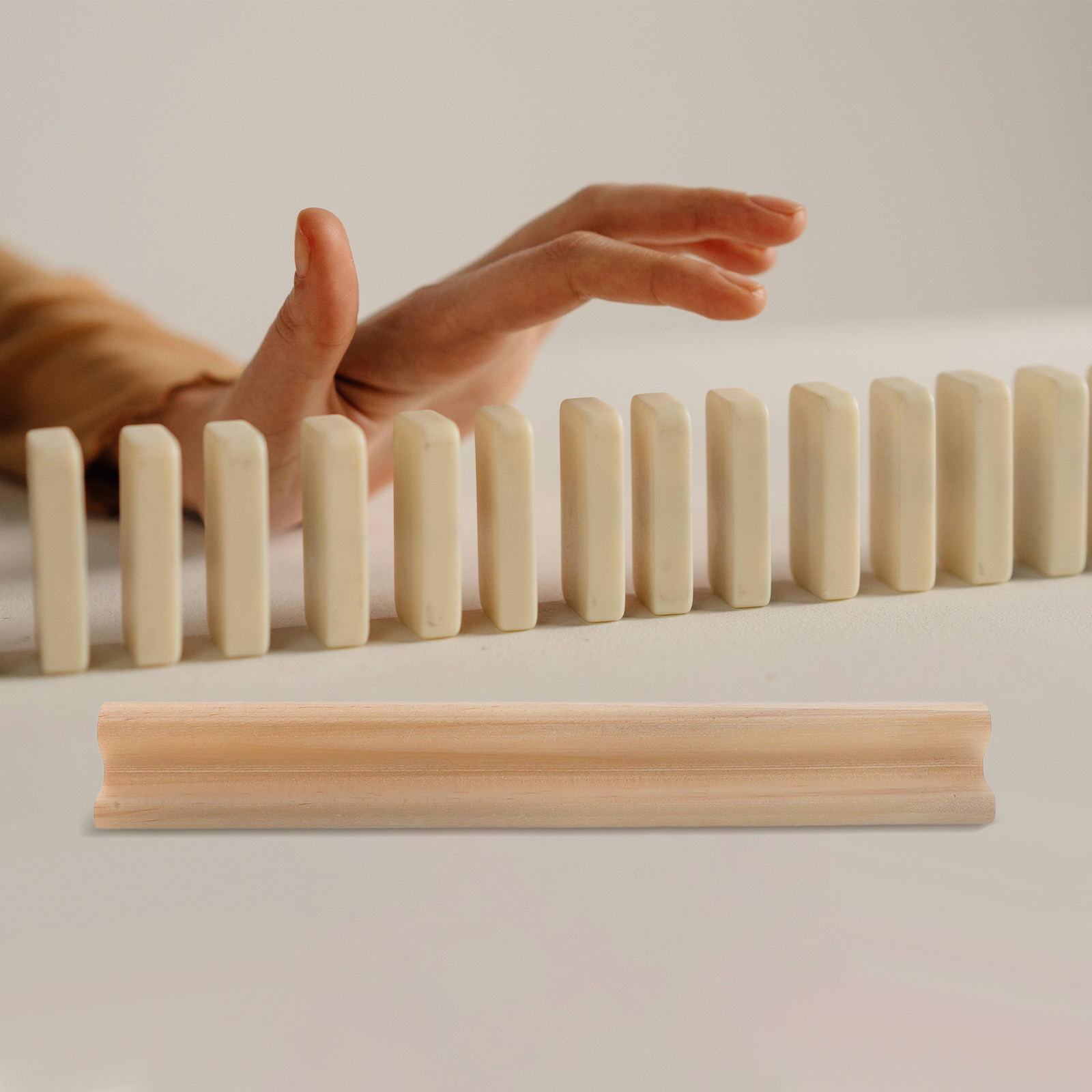 Wooden Dominoes Letter Block B - Wooden Letter Sign recension och pris