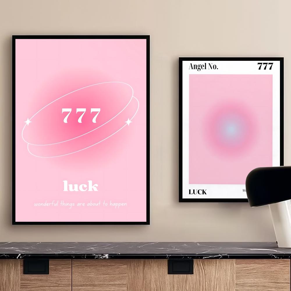 Pink Exhibition Gallery Wall A - Home Decor Exhibition recension och pris